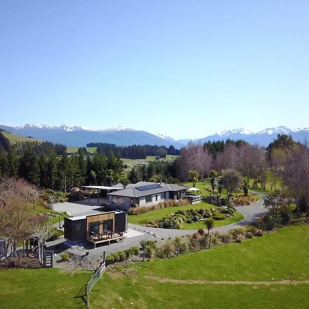 Boutique Tiny House - Te Anau Country Accommodation Eksteriør bilde