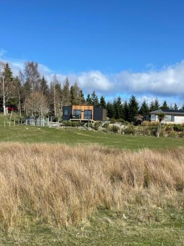 Boutique Tiny House - Te Anau Country Accommodation Eksteriør bilde