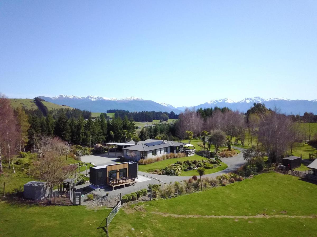 Boutique Tiny House - Te Anau Country Accommodation Eksteriør bilde